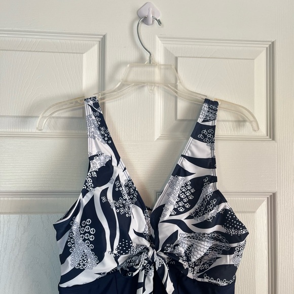 Women's Vacay Colorblock Floral Print Swimsuit Swimwear w/ Built in Boyshort 14 - Picture 10 of 10